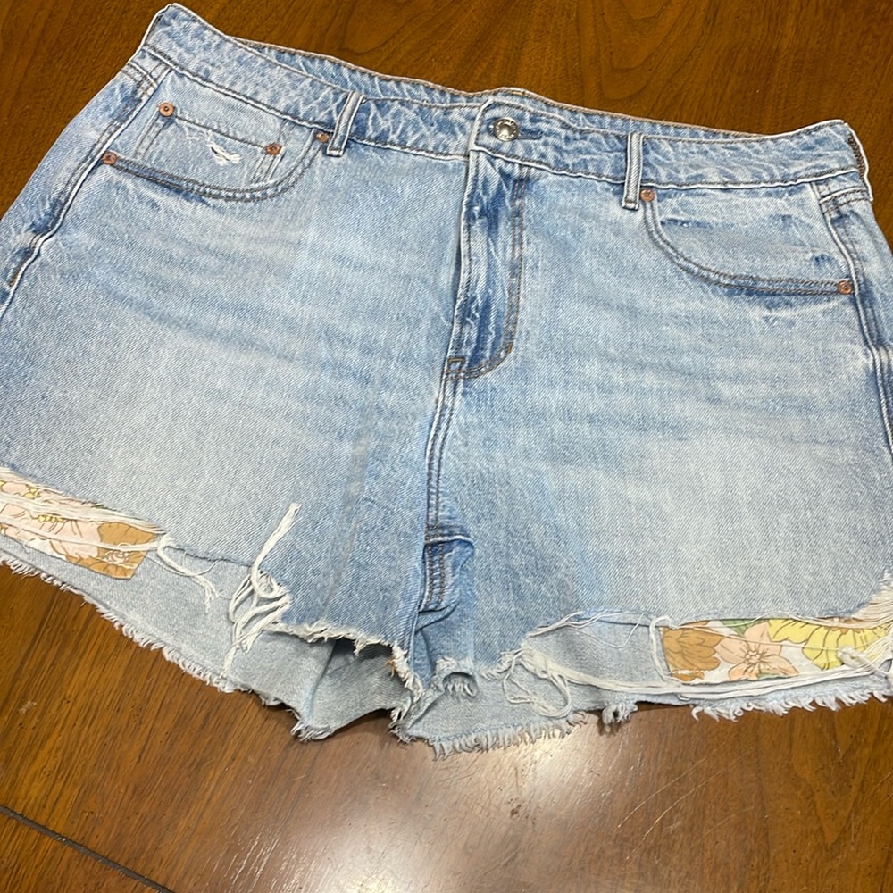 American Eagle, Tom girl short size 16
